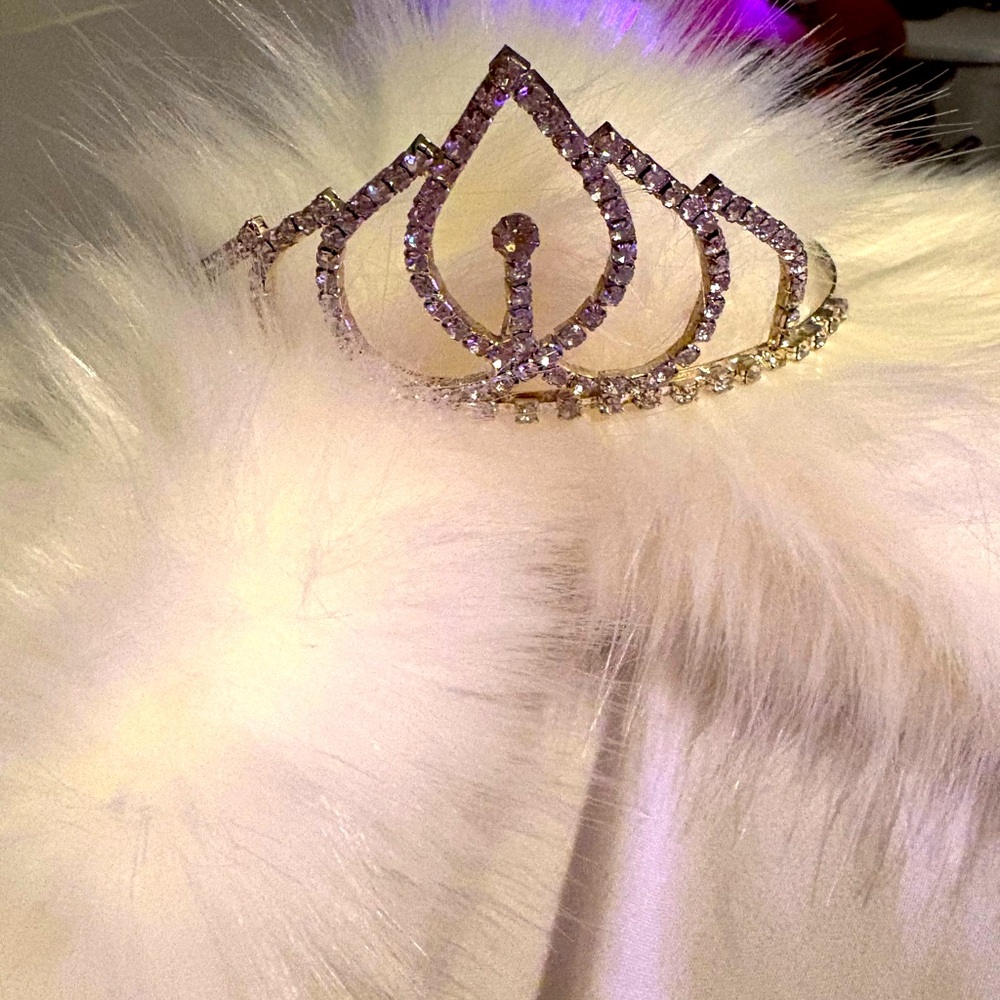 Elegant Silver rhinestone Tiara
